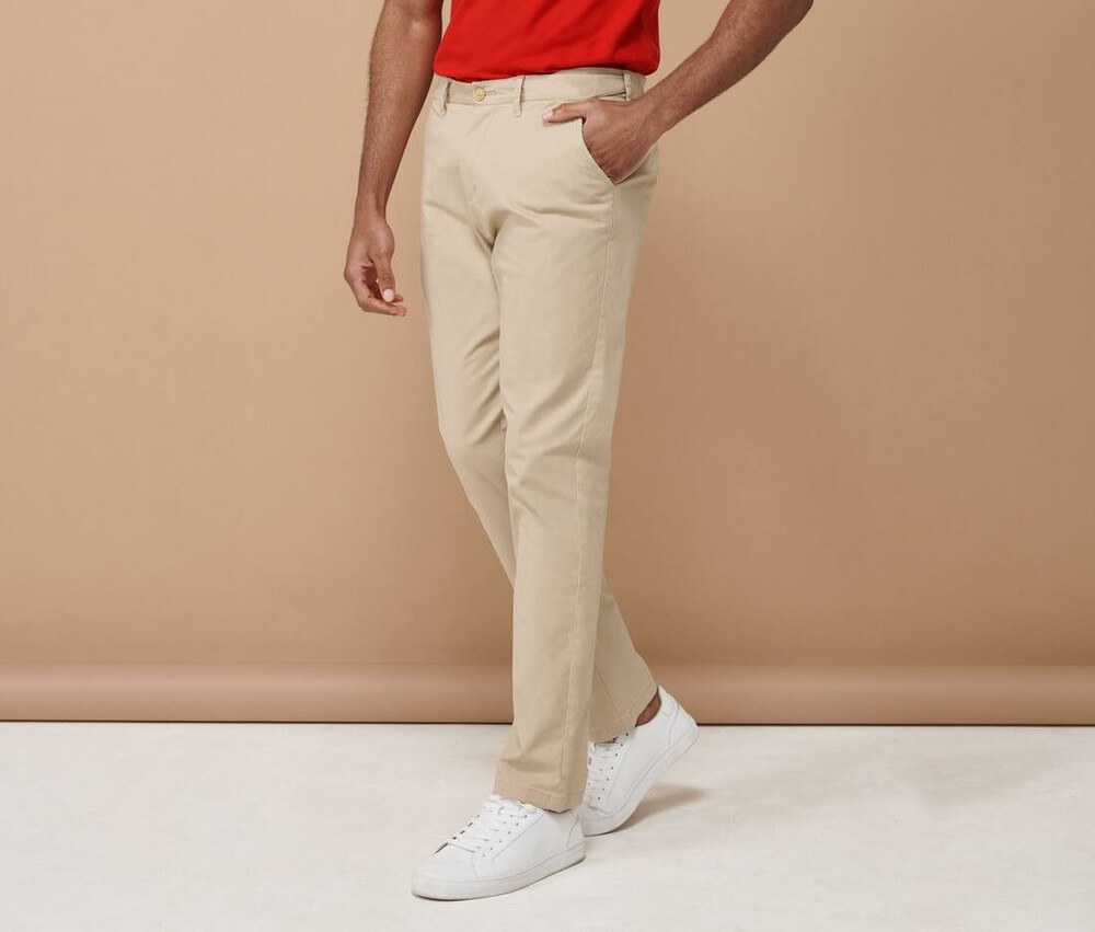 Men's-chinos-with-adjustable-belt-Wordans